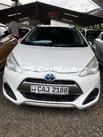 Image Toyota Aqua 2015 