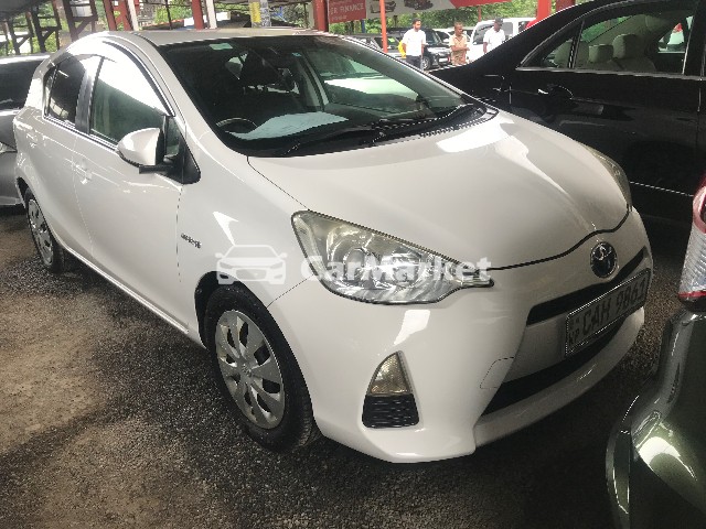 Image Toyota Aqua 2012 